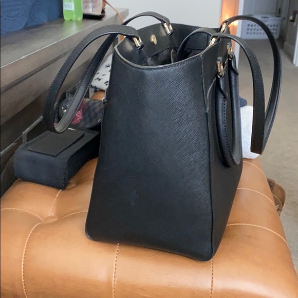 Michael Kors - Emmy Large Double Handle Tote - Picture 4 of 8